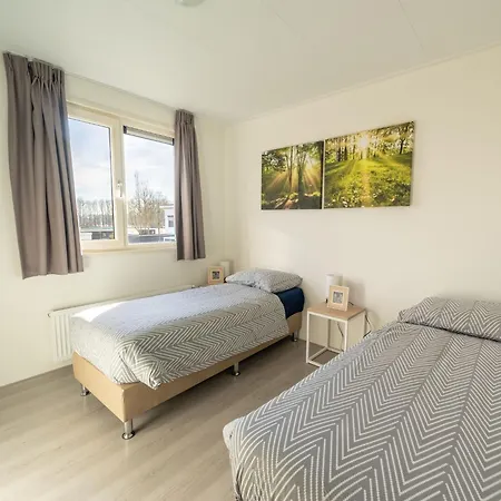 Modern 30km From Maastricht Villa